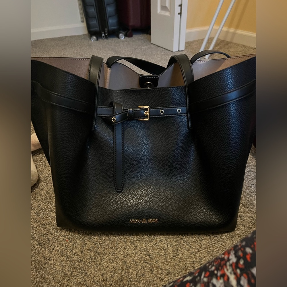 Michael Kors Emilia Tote